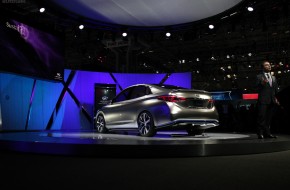 Infiniti Booth NYIAS 2012