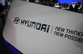 Hundai Booth NYIAS 2012