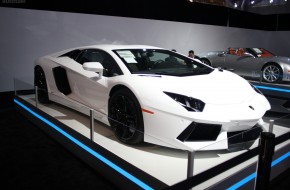 Lamborghini Booth NYIAS 2012