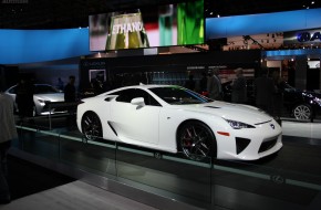 Lexus Booth 2012 NYIAS