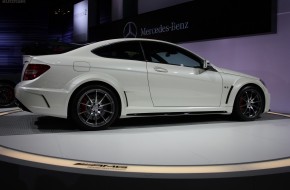 Mercedes-Benz Booth NYIAS 2012