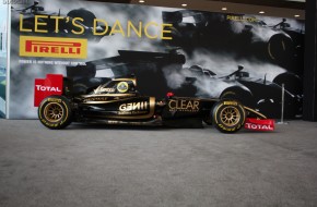 Pirelli Booth NYIAS 2012