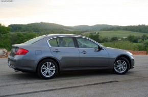 2012 Infiniti G25 Review