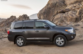 2013 Toyota Land Cruiser