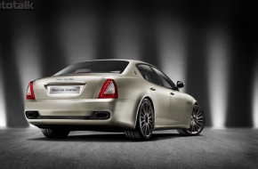 2011 Maserati Quattroporte Sport GT S Awards Edition