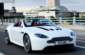 2013 Aston Martin V12 Vantage Roadster