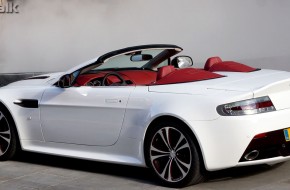 2013 Aston Martin V12 Vantage Roadster