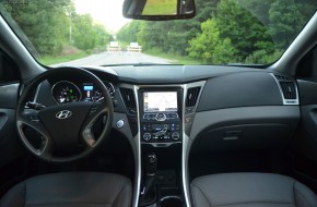 2012 Hyundai Sonata Hybrid Review