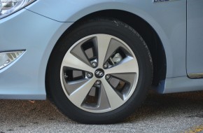 2012 Hyundai Sonata Hybrid Review