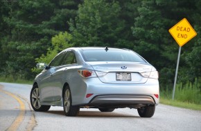 2012 Hyundai Sonata Hybrid Review