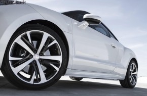 2013 Peugeot RCZ and RCZ R Concept