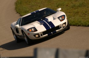 2005 Ford GT