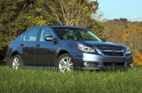 2013 Subaru Legacy 2.5i Premium Review