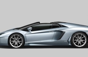 2013 Lamborghini Aventador Roadster