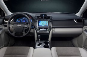 2013 Toyota Camry Hybrid