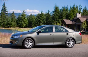 2013 Toyota Camry Hybrid