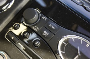 2013 Infiniti FX37 Review