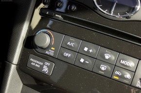 2013 Infiniti FX37 Review