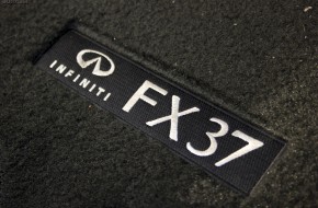 2013 Infiniti FX37 Review