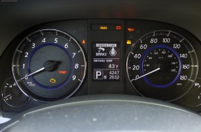 2013 Infiniti FX37 Review