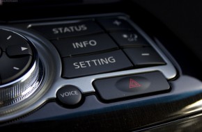 2013 Infiniti FX37 Review