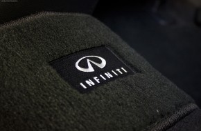 2013 Infiniti FX37 Review