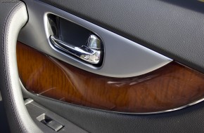 2013 Infiniti FX37 Review