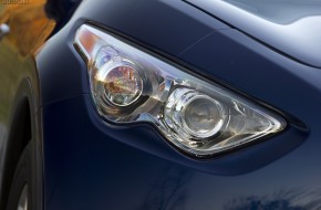 2013 Infiniti FX37 Review