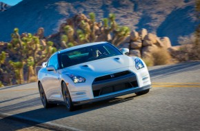 2014 Nissan GT-R