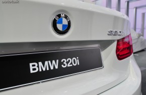 2013 BMW 320i Sedan