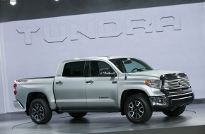2014_Toyota_Tundra15