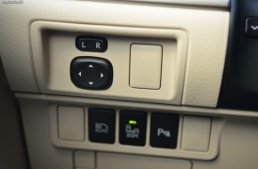 2013 Lexus ES Hybrid Review