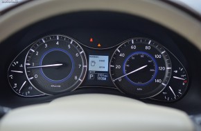 2013 Infiniti QX56 Review