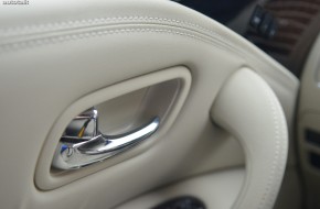 2013 Infiniti QX56 Review