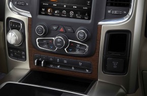 2014_Ram_1500_EcoDiesel17