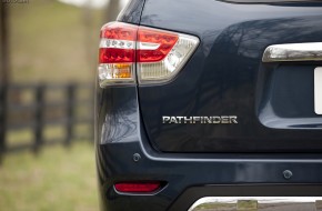 2014 Nissan Pathfinder Hybrid
