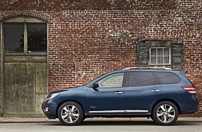 2014 Nissan Pathfinder Hybrid