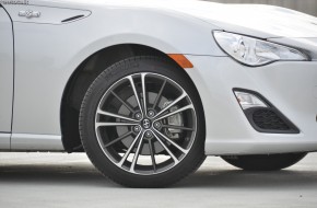 2013 Scion FR-S Review