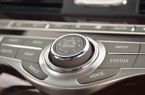 2013 Infiniti M56 Review