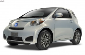 Scion iQ 10 Series