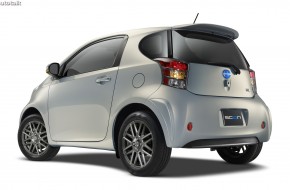 Scion iQ 10 Series