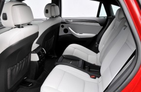 2011 BMW X6 M