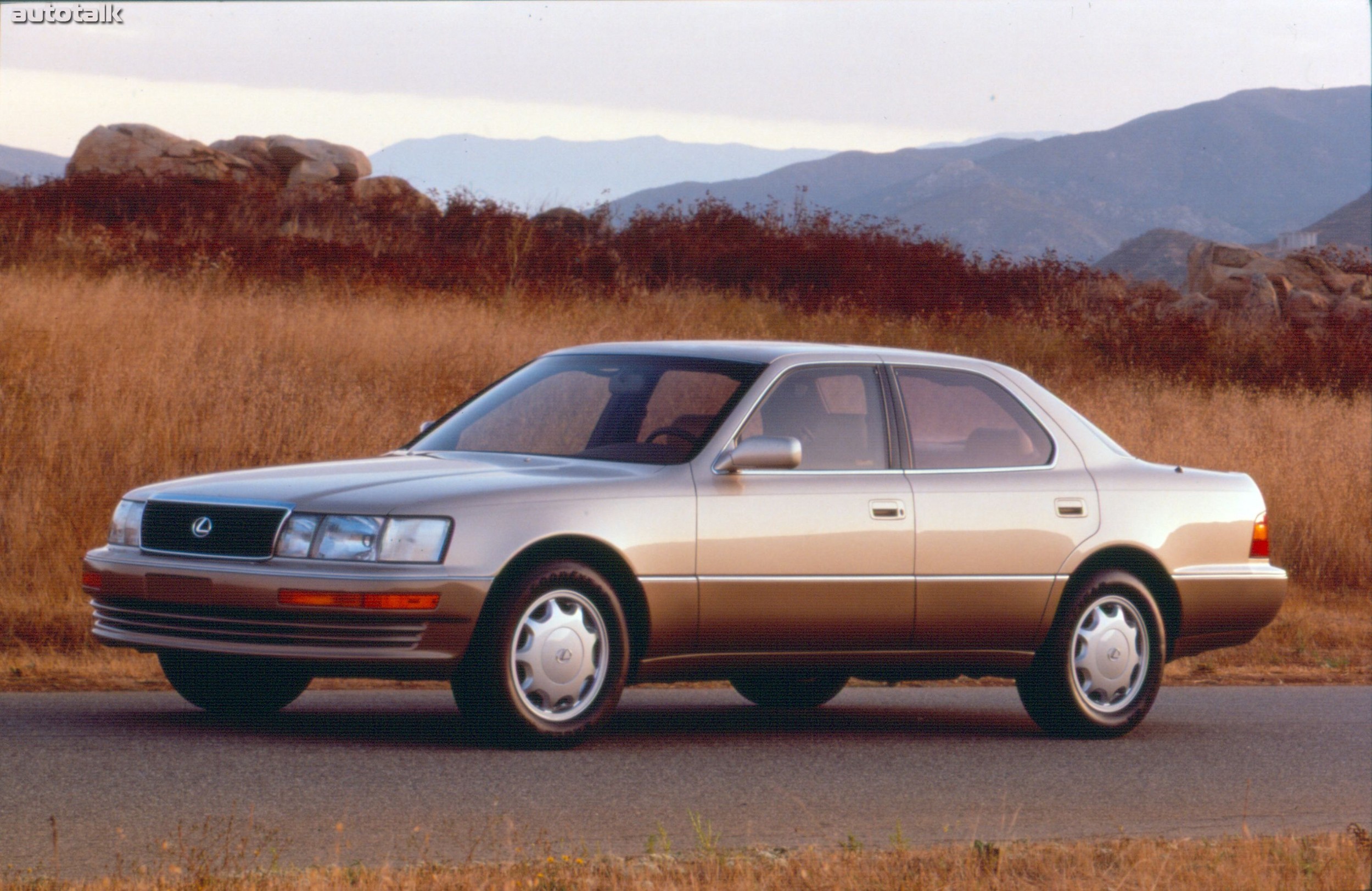 1990 - 1994 Lexus LS 400