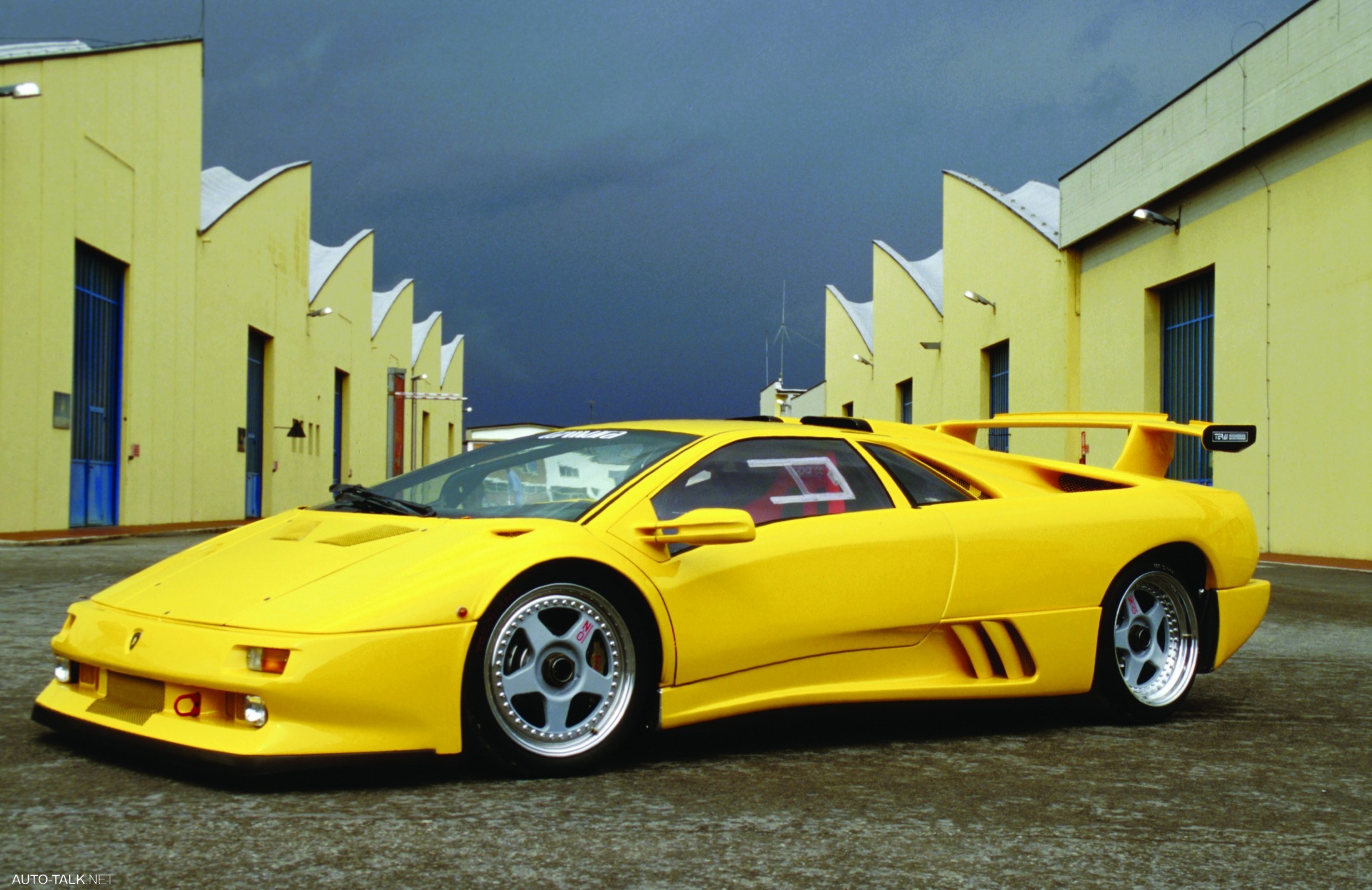 1995 Lamborghini Diablo