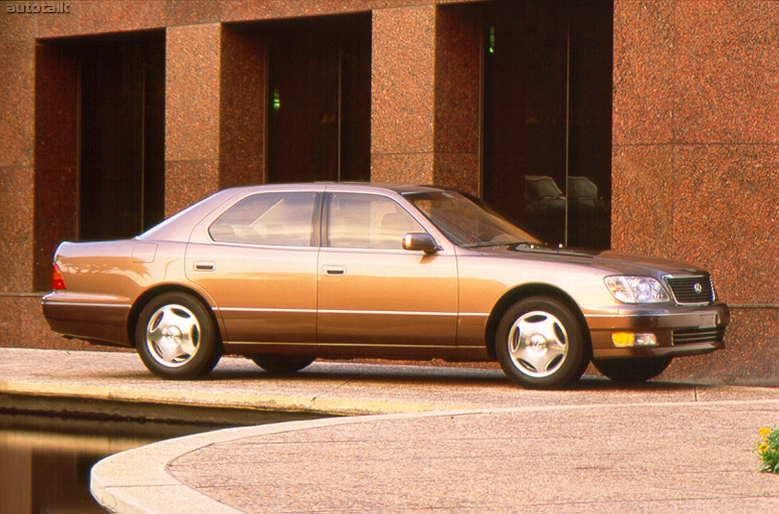 1998 - 2000 Lexus LS 400