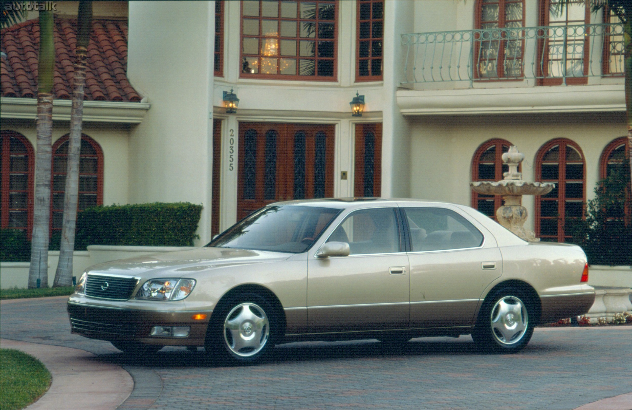 1998 - 2000 Lexus LS 400