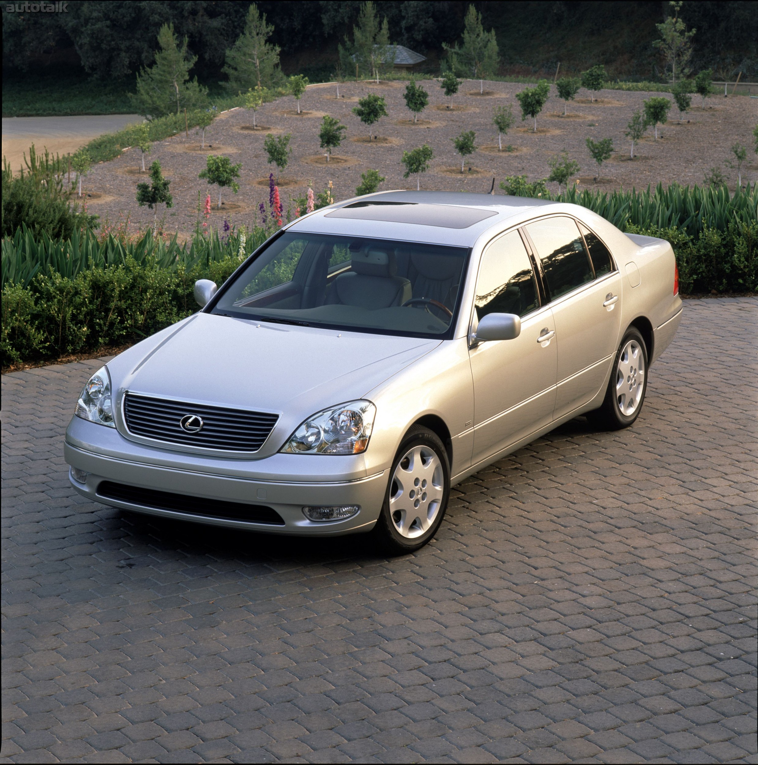 2001 - 2003 Lexus LS 430