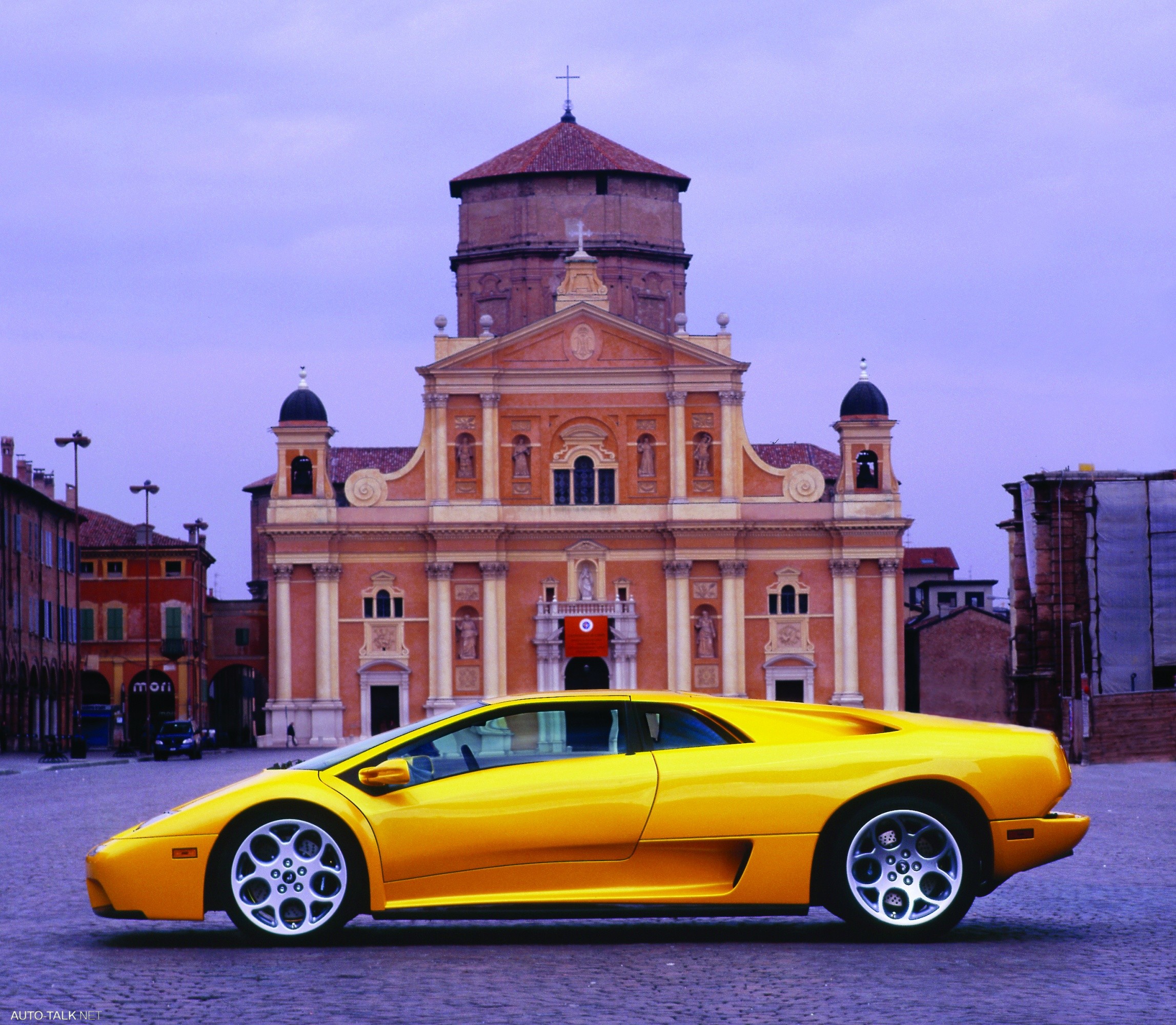 2001 Lamborghini Diablo