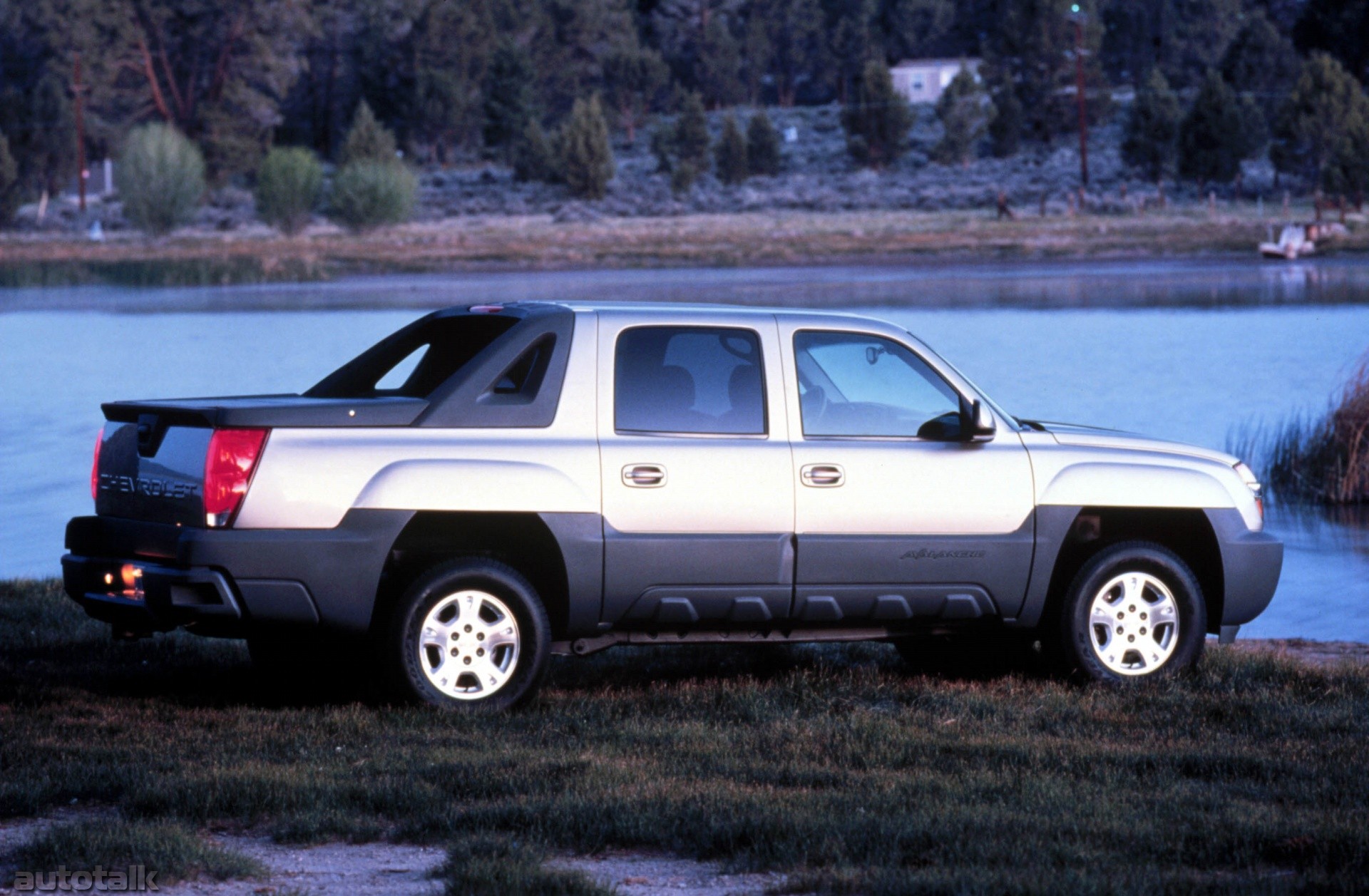 2002 Chevrolet Avalanche