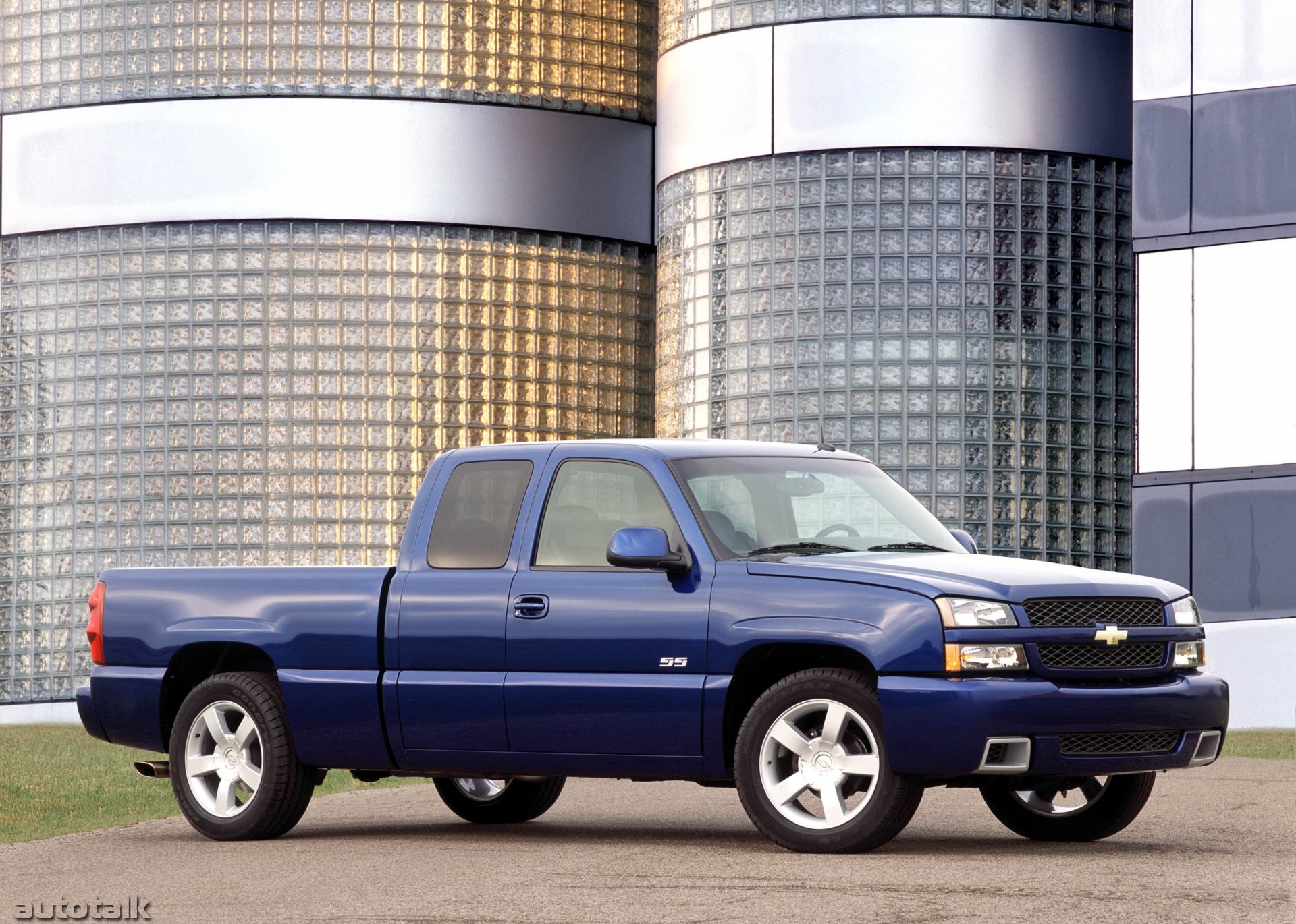2003 Chevrolet Silverado SS